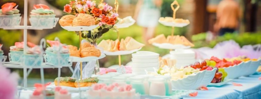 Reasons To Hire Birthday Catering Service For Your Next Birthday Party